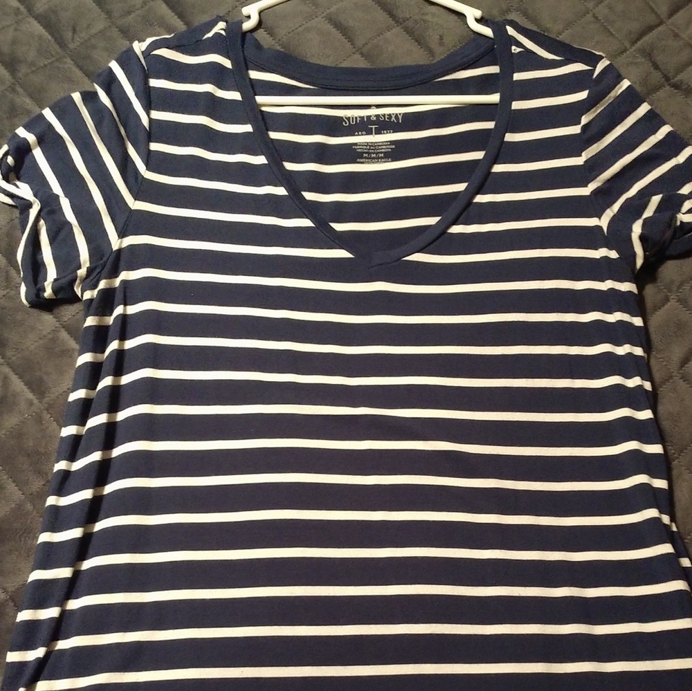 American Eagle very sexy shirt